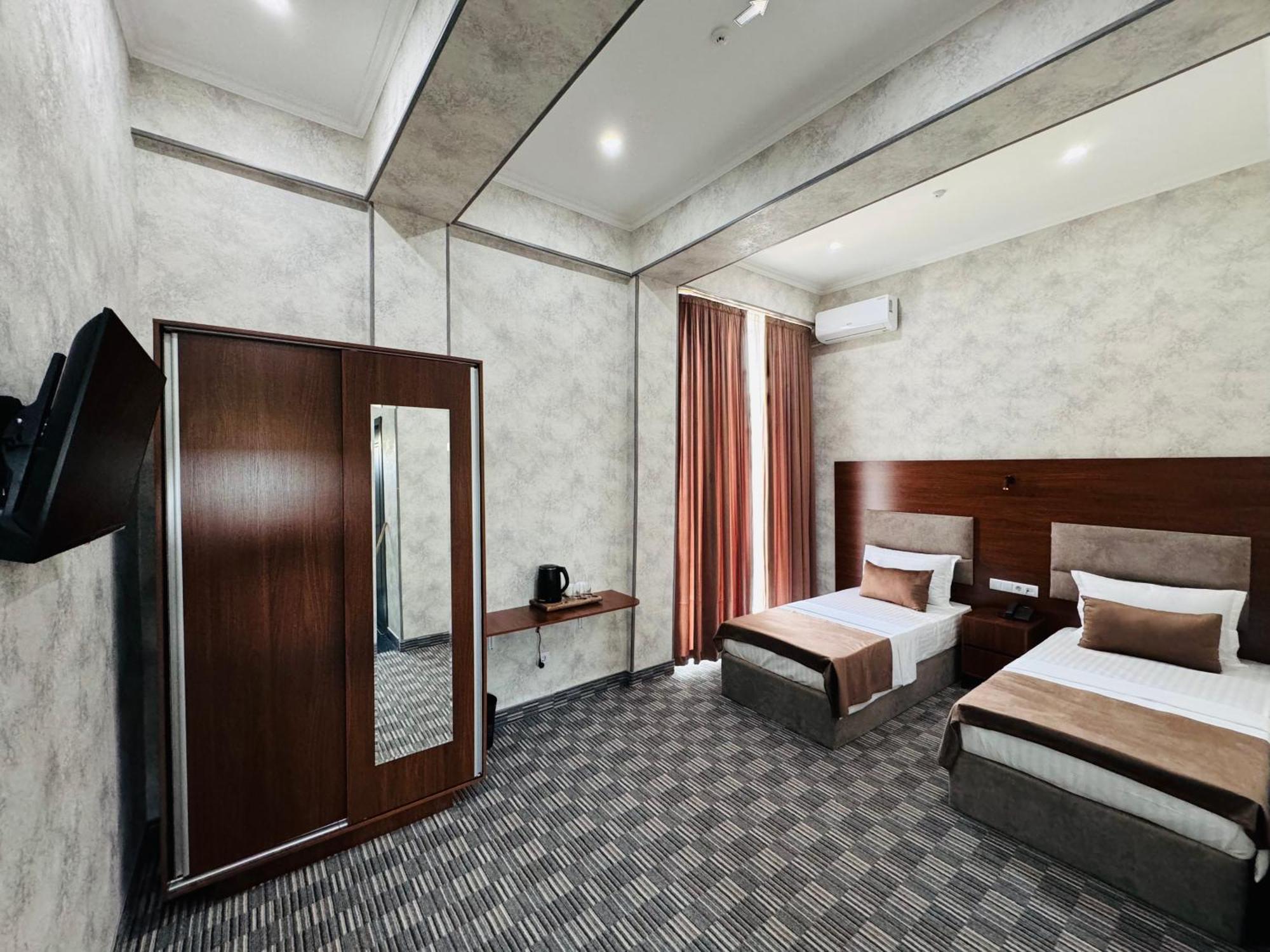 Arda Plaza Hotel Tasjkent Exteriör bild