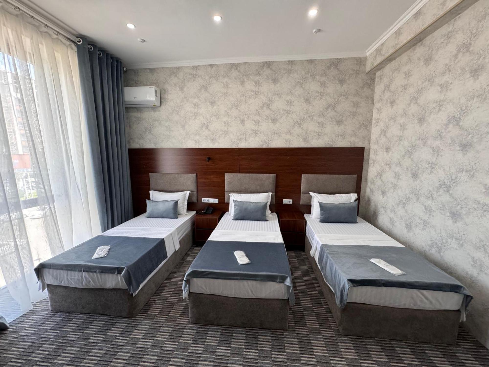 Arda Plaza Hotel Tasjkent Exteriör bild